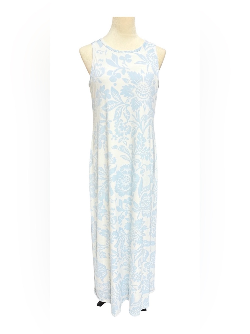 Vince Camuto Blue and White Floral Maxi Dress - Picture 2 of 7
